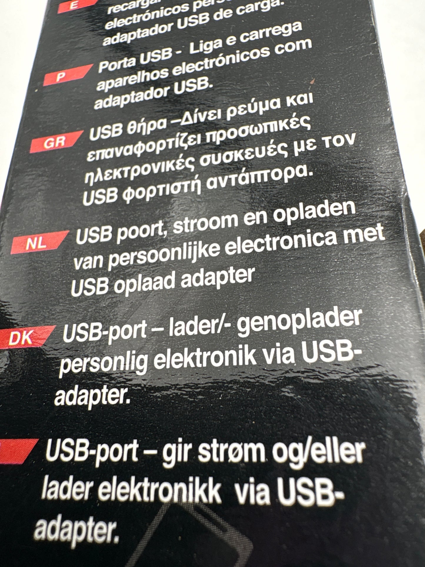 Kasse med Black&Decker charge it- Ladere til cigartænderen-USB-6 stk.