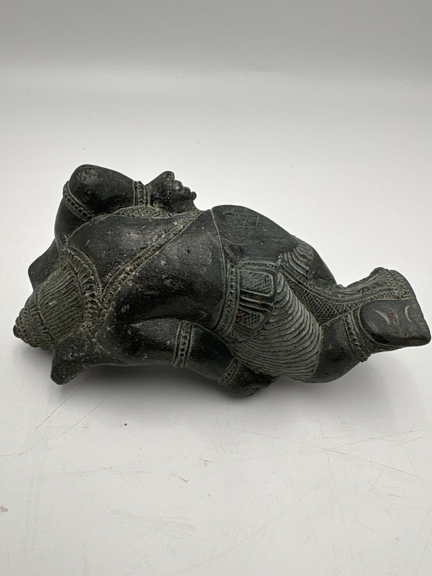 Ganesha figur i fedtsten-Liggende