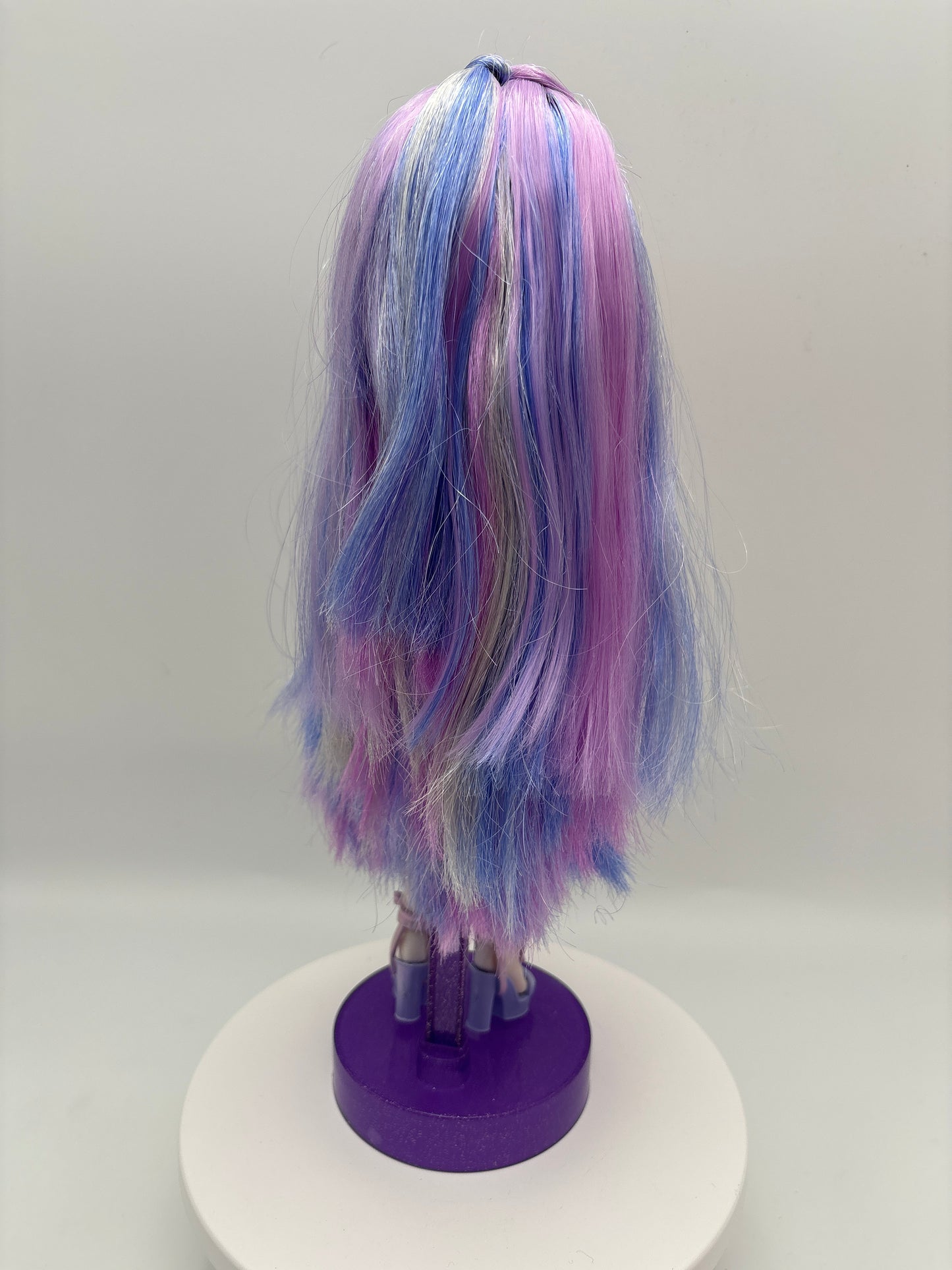 Rainbow High Violet Willow fashiondukke