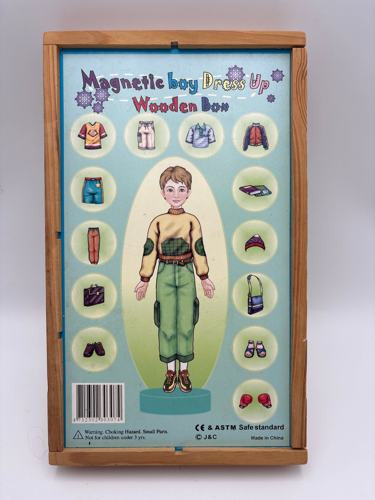 Magnetic boy dressup