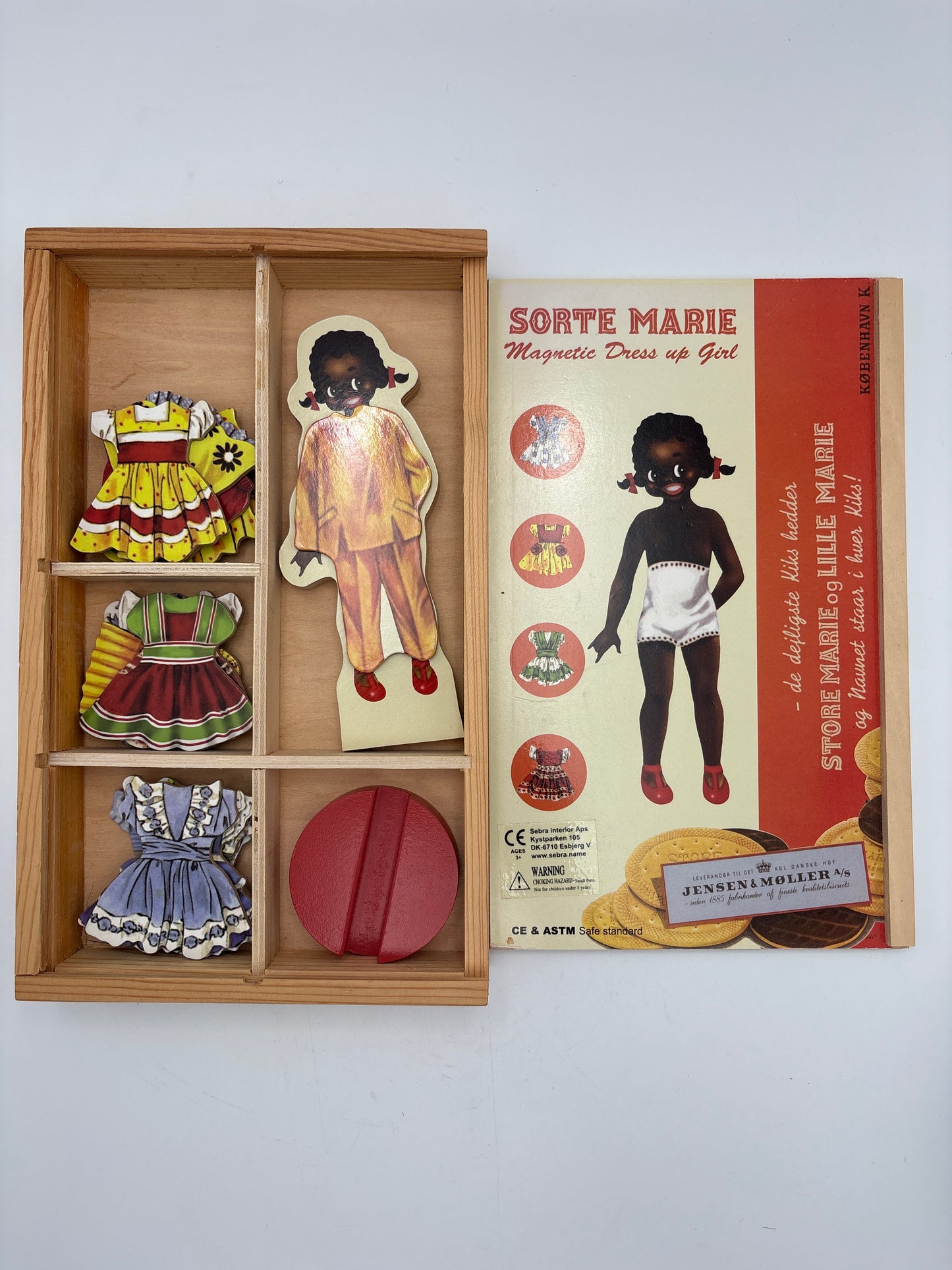 Magnetic girl dressup, Sorte Marie