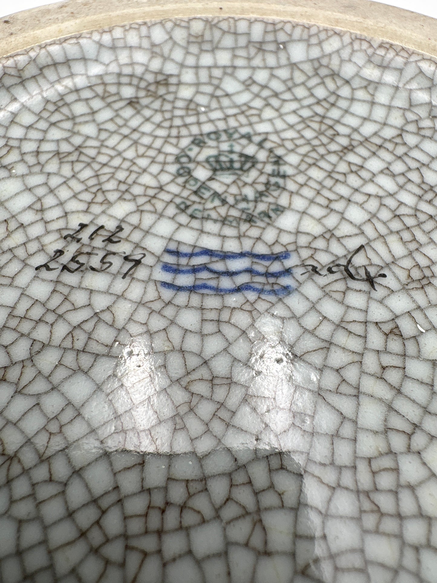 Royal Copenhagen Krakele' skål, 212-2559