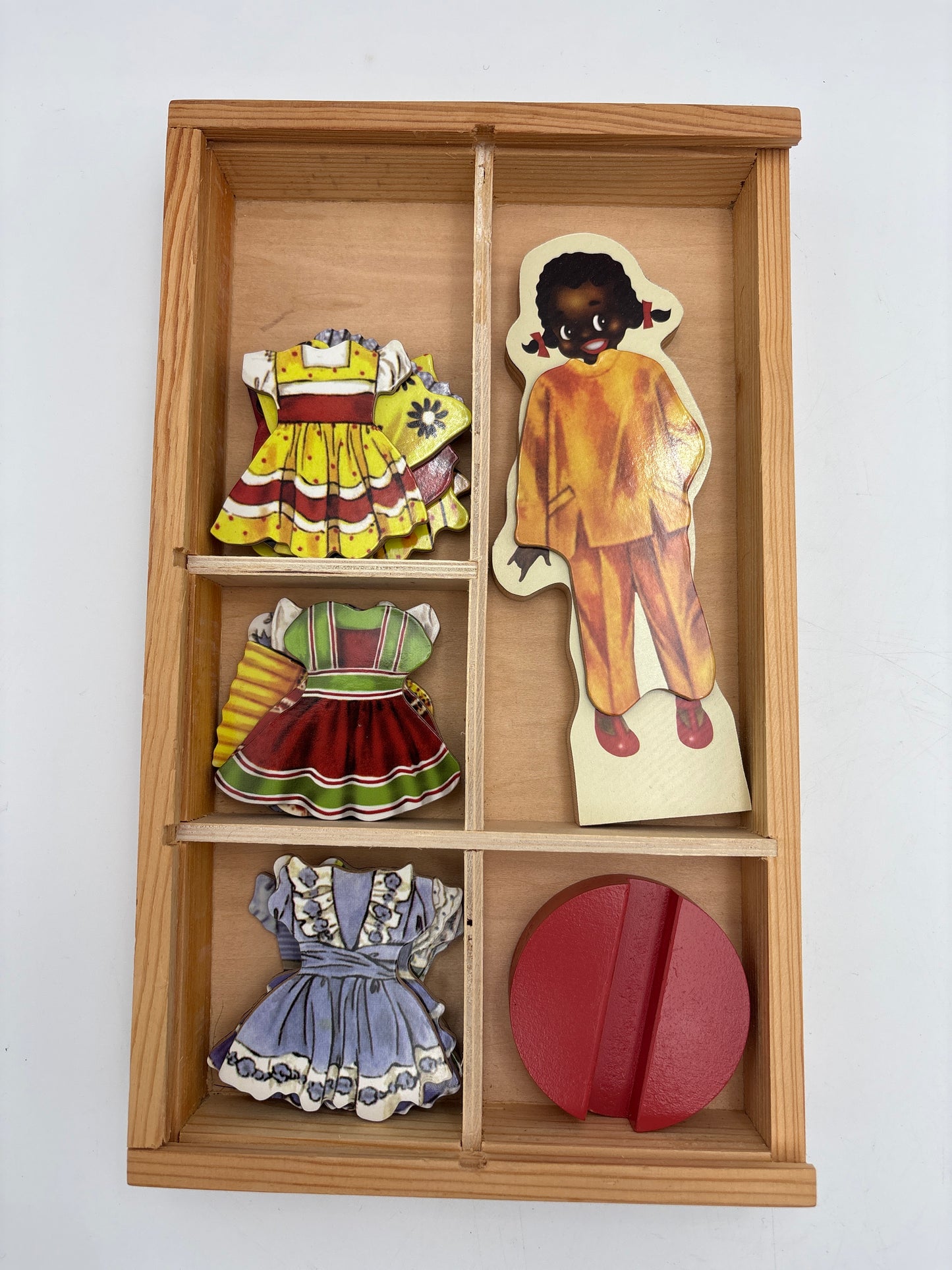 Magnetic girl dressup, Sorte Marie