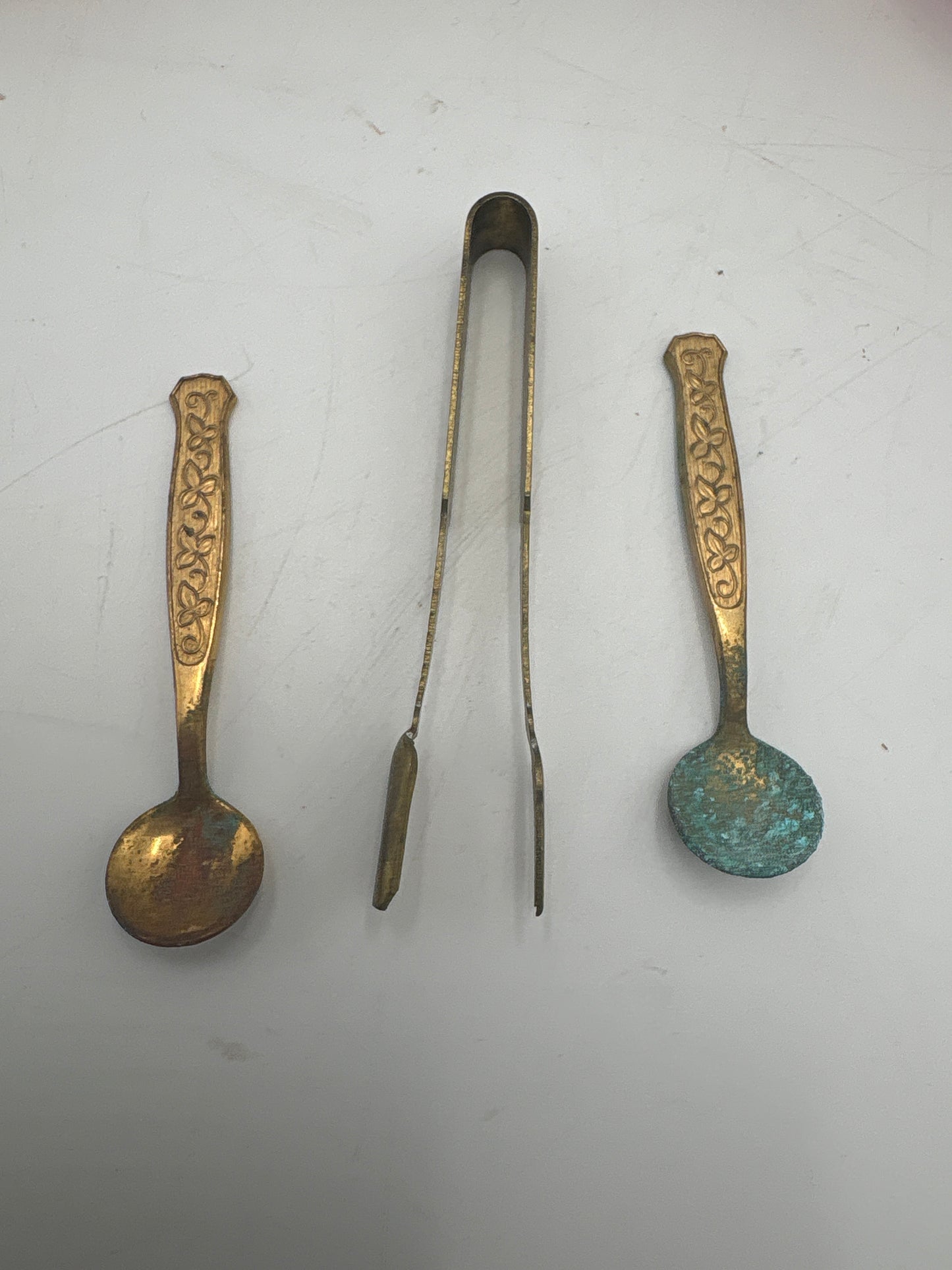 Vintage Bohemia krystal med Guld og Enamel, 3 små serveringsskåle, Rød.