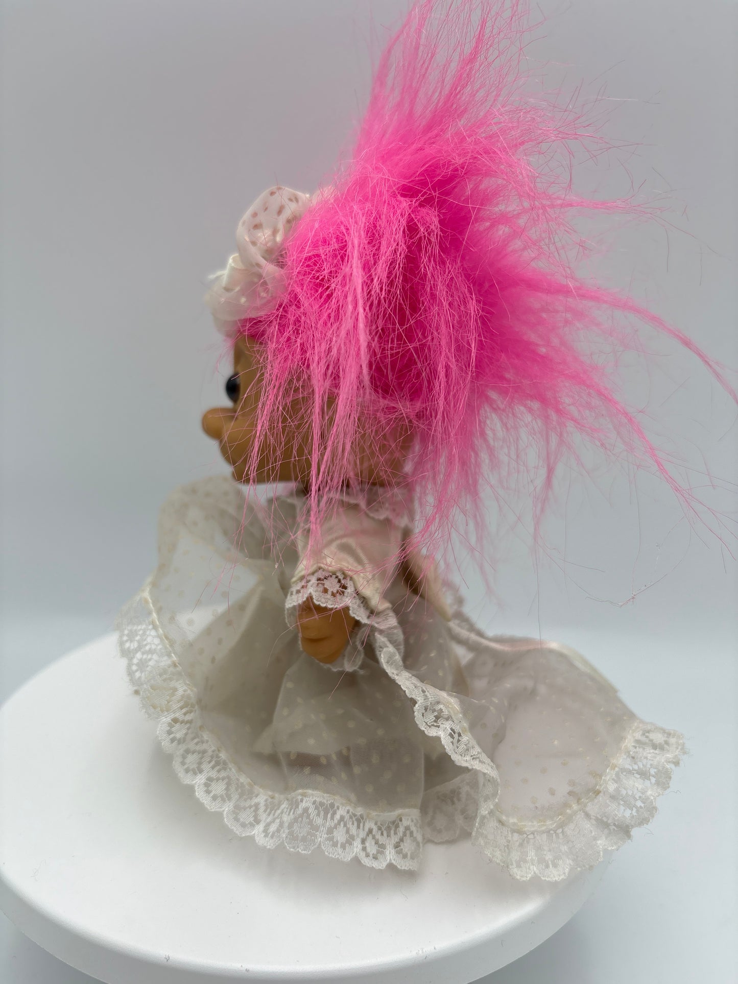 Russ Berrie Lykke troll nr. 18315, Bride.