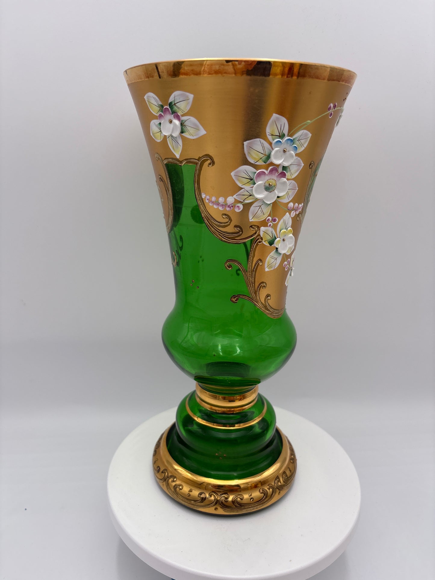 Vintage Bohemia krystal med Guld og Enamel, Vase på fod , Grøn, 26cm