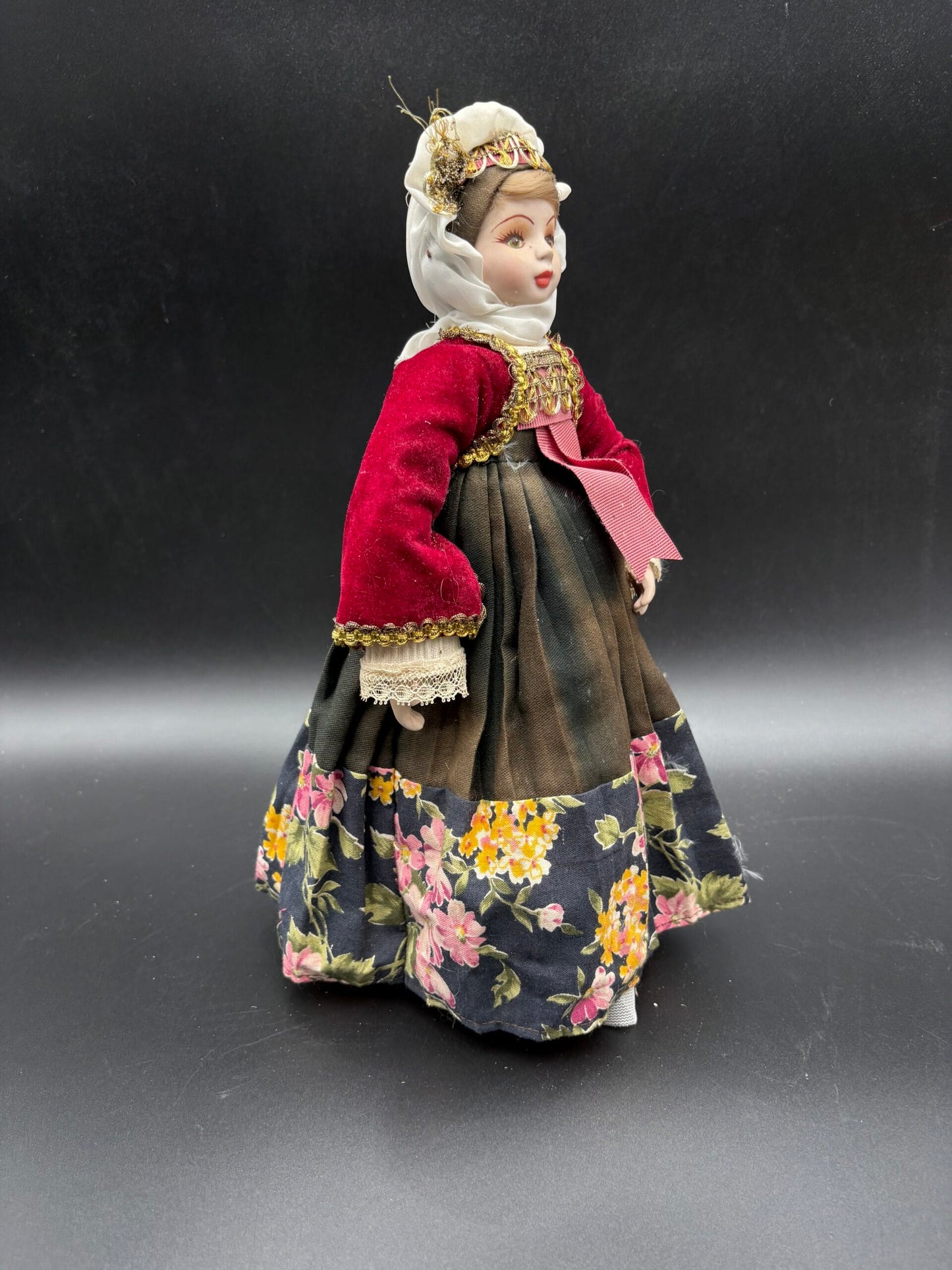 Vintage dukke(G)-Porcelænsdukke med stativ