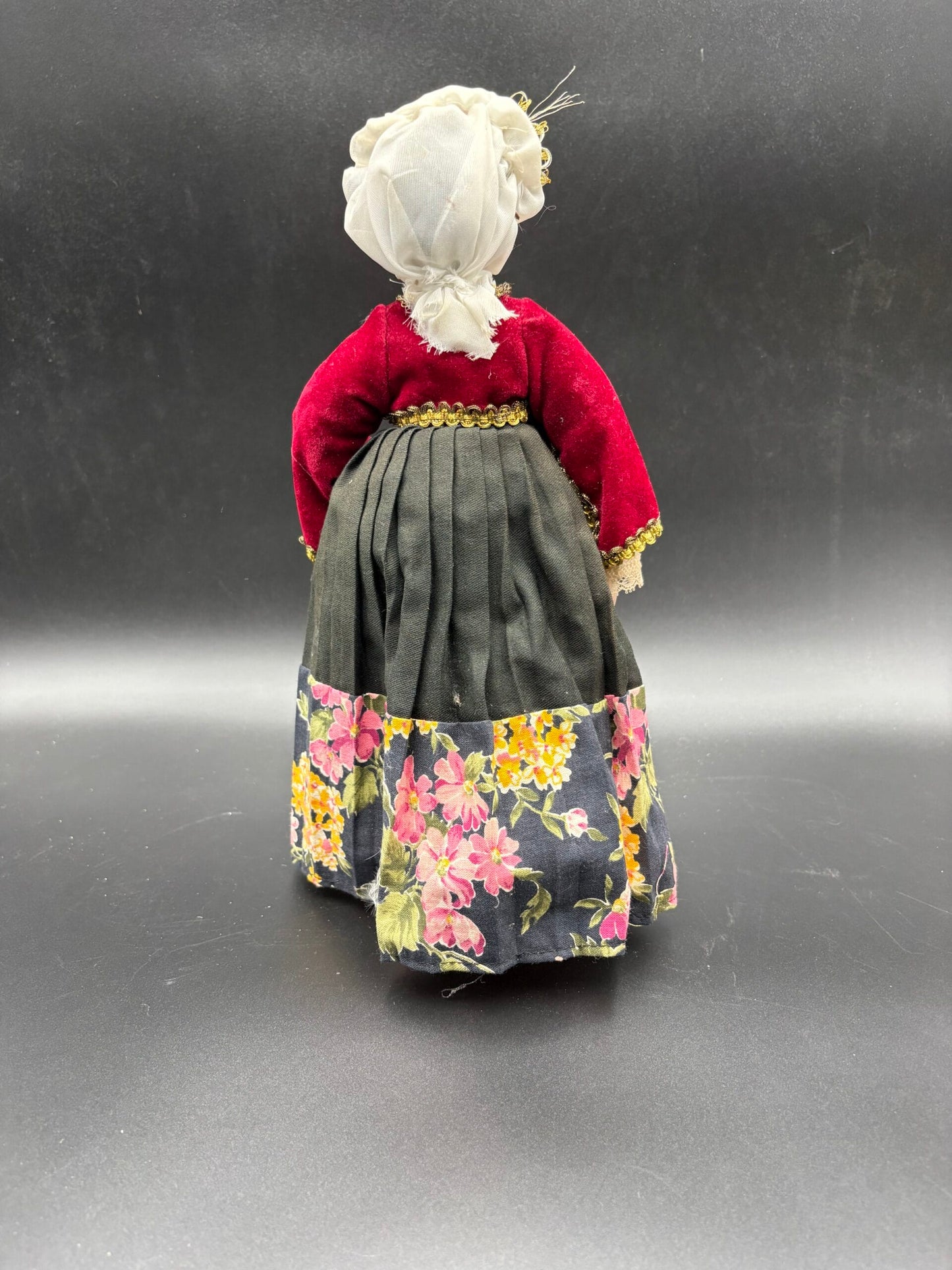 Vintage dukke(G)-Porcelænsdukke med stativ