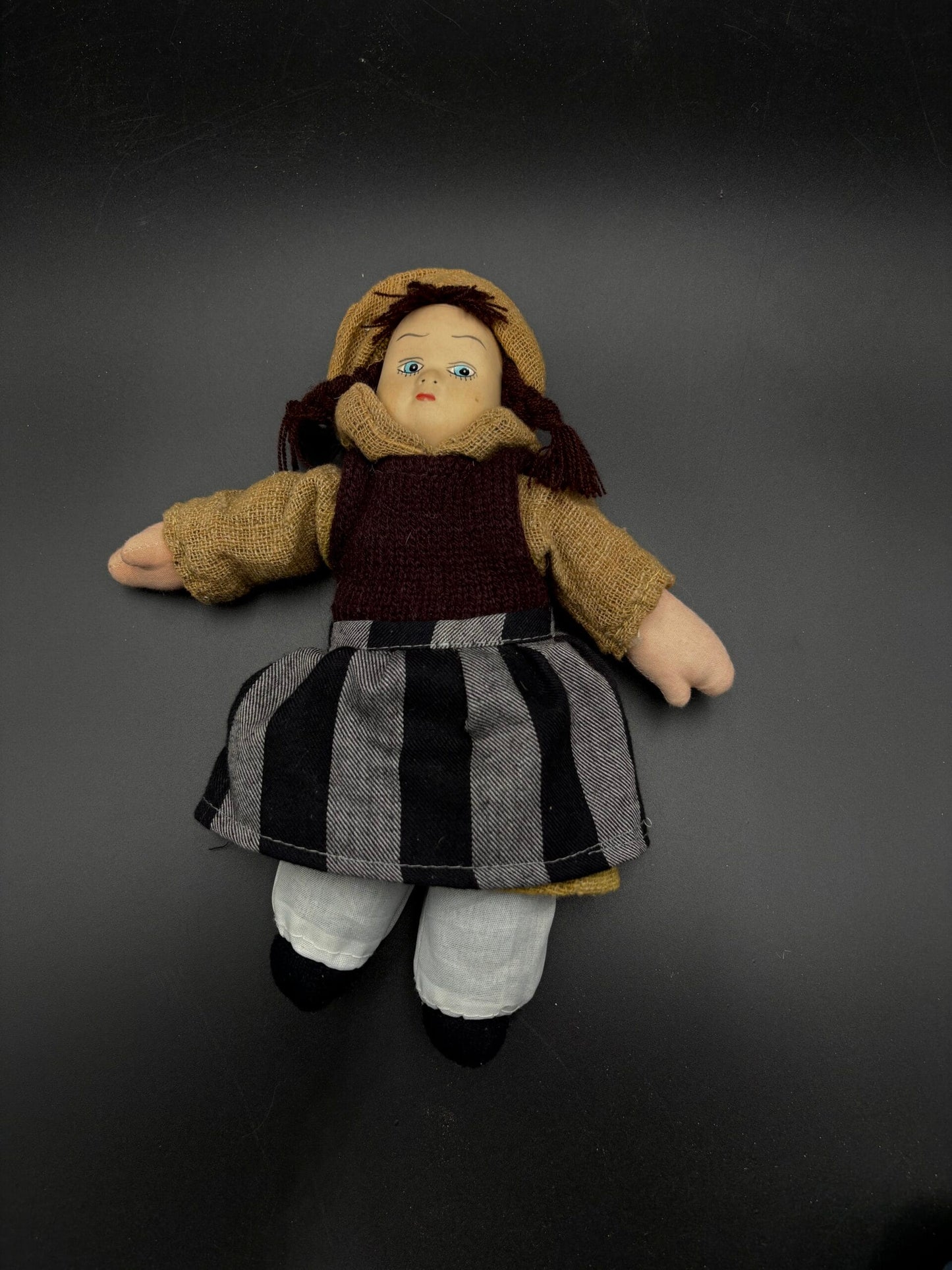 Vintage dukker(I)-Albert E. Price Porcelænsdukker-5 Store og 4 små.