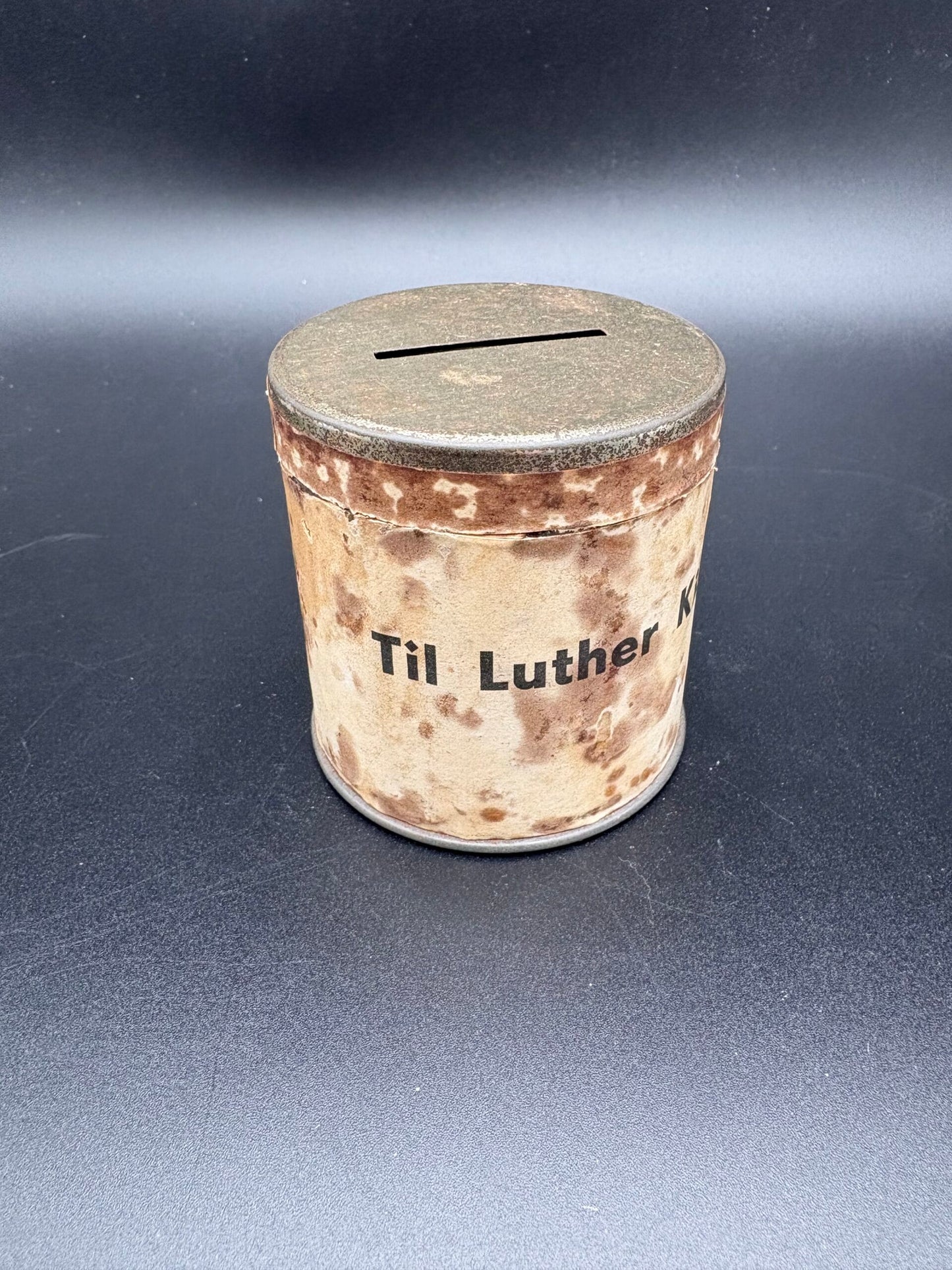 Luther kirkens indsamlings dåse