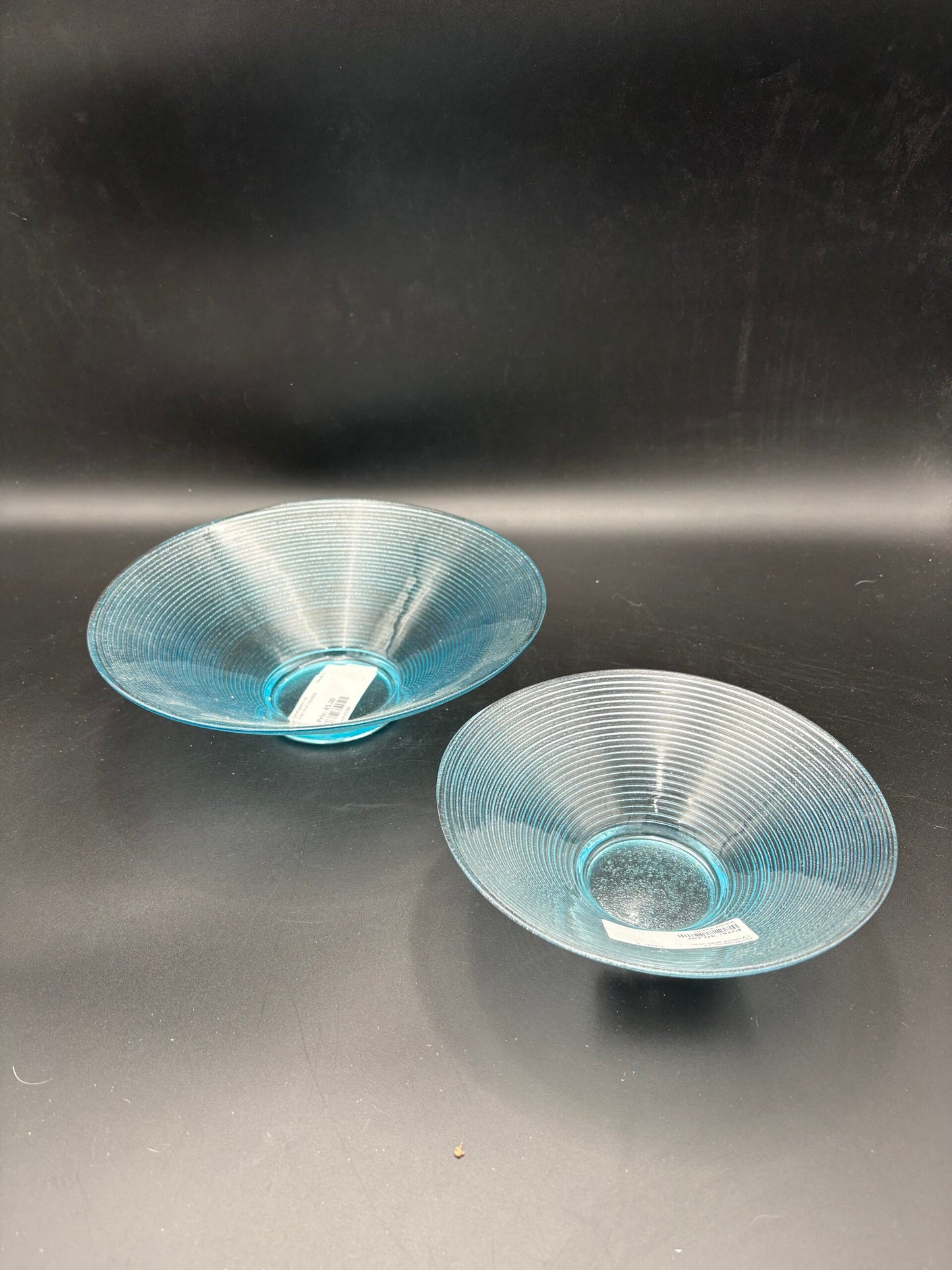 Vintage skåle i lyseblåt glas-2 stk.