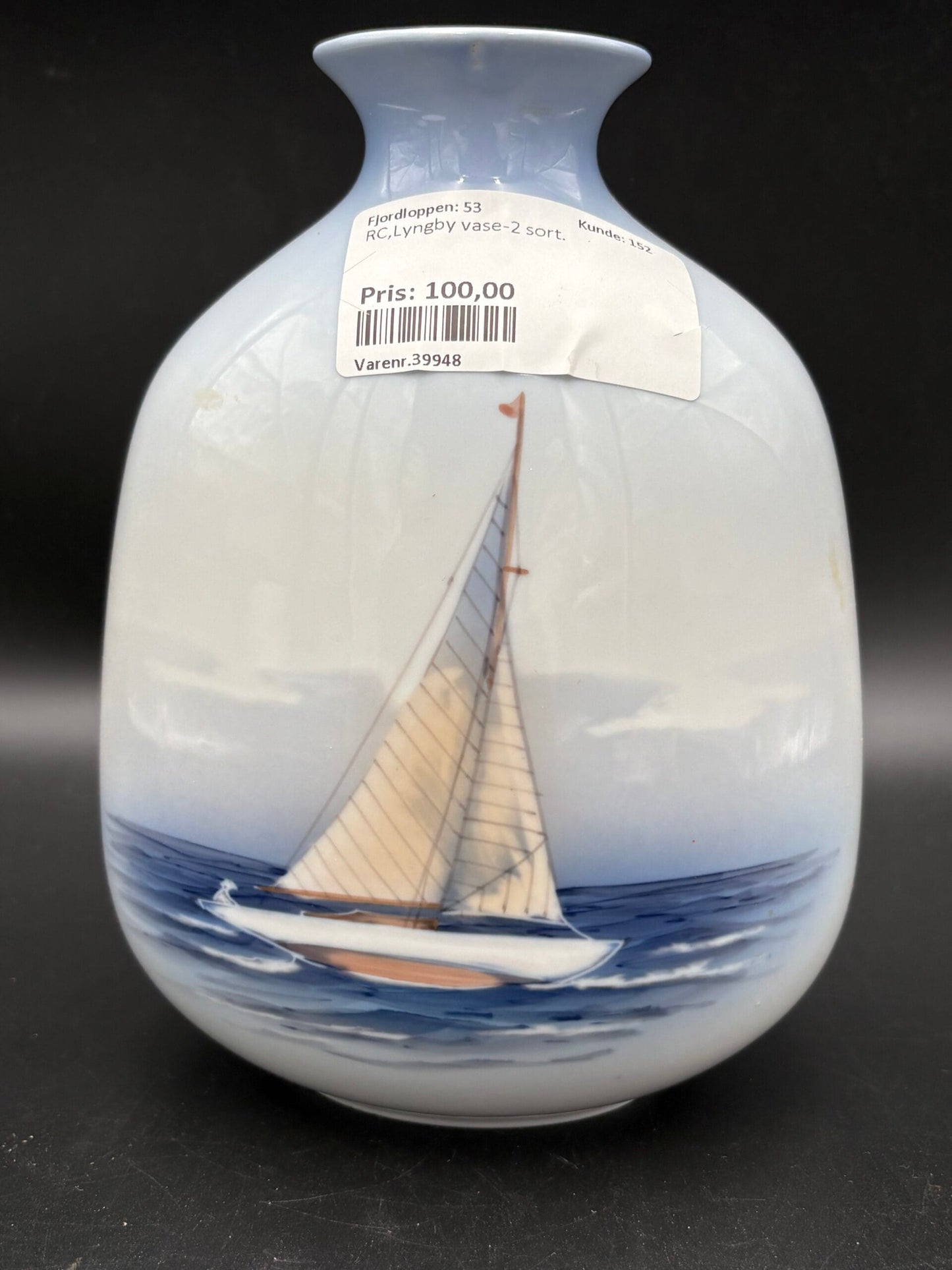 Royal Copenhagen-Lyngby vase