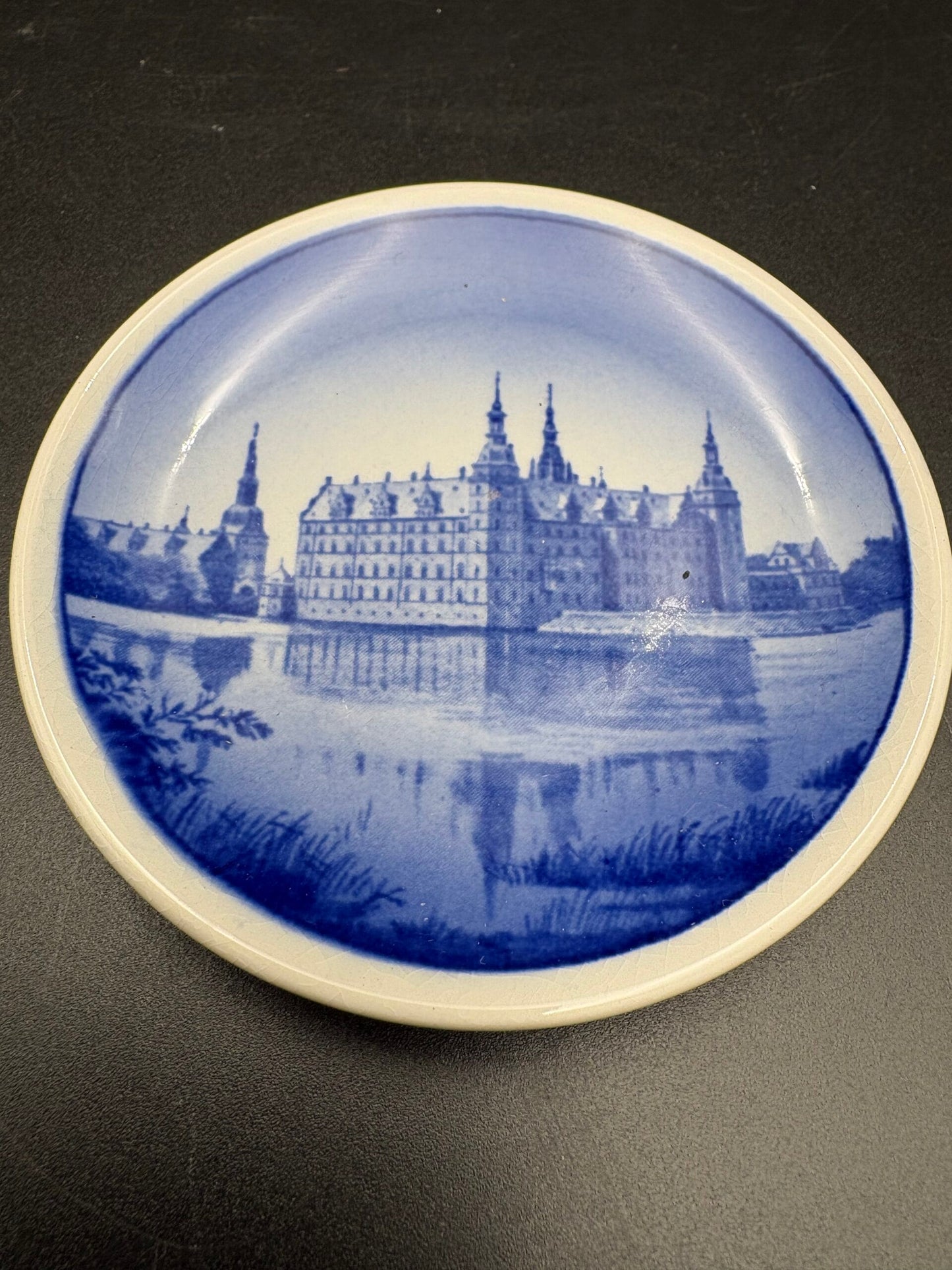 Aluminia fajance Små platter ø8,5cm / stk.